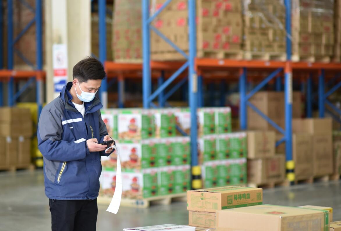 中通快递冷链与标快护航,“52”期间日发云南